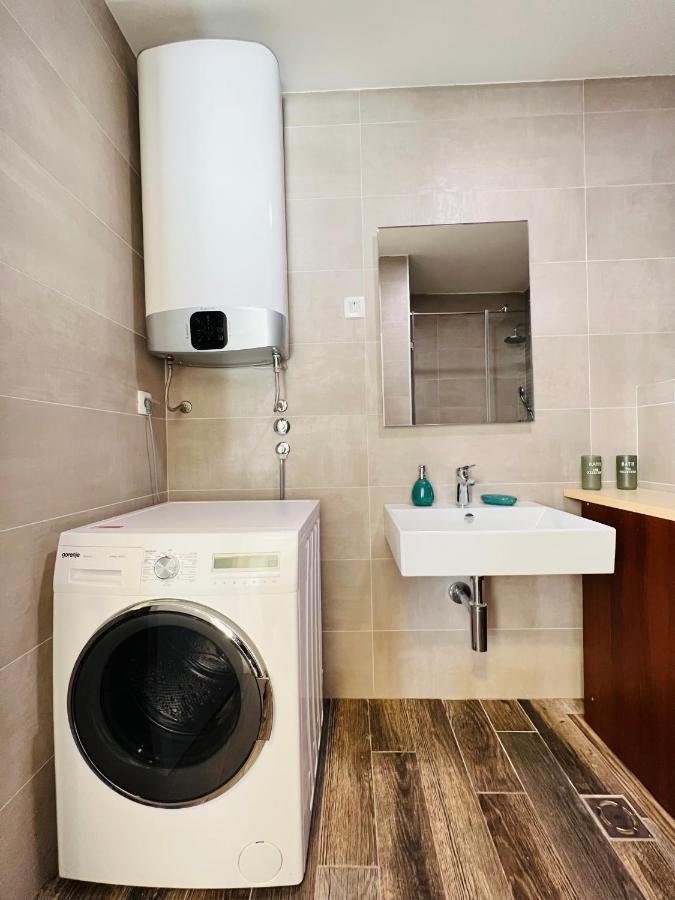 Apartment With Terrace And Private Parking كوتور المظهر الخارجي الصورة