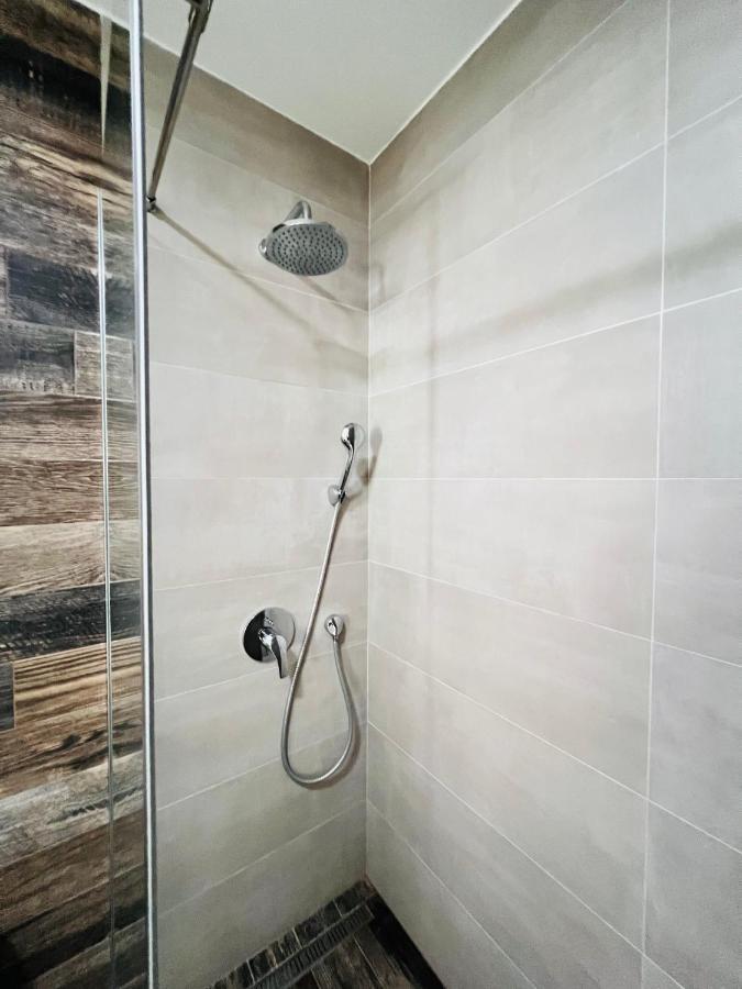 Apartment With Terrace And Private Parking كوتور المظهر الخارجي الصورة