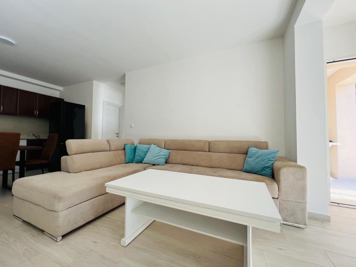 Apartment With Terrace And Private Parking كوتور المظهر الخارجي الصورة