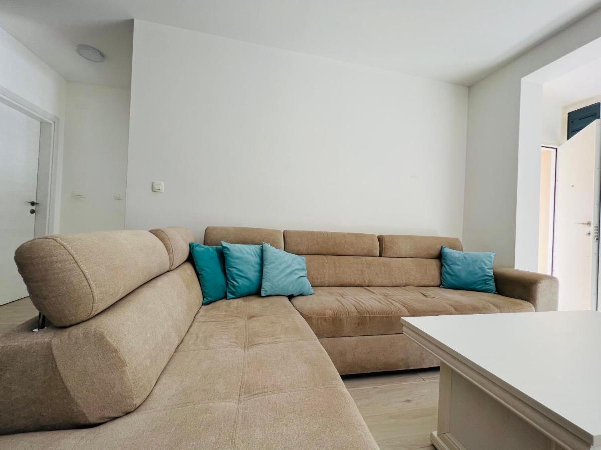 Apartment With Terrace And Private Parking كوتور المظهر الخارجي الصورة