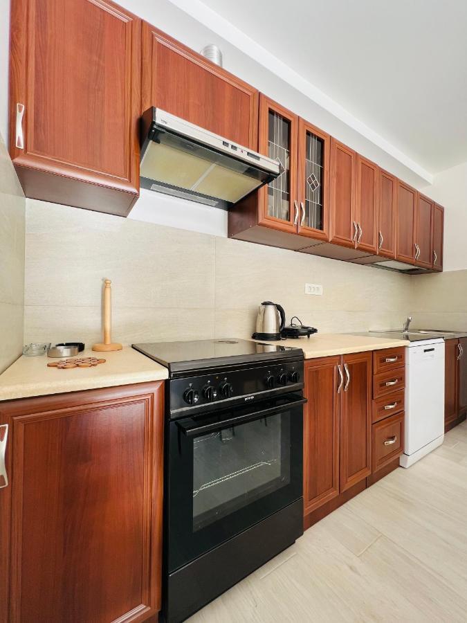 Apartment With Terrace And Private Parking كوتور المظهر الخارجي الصورة